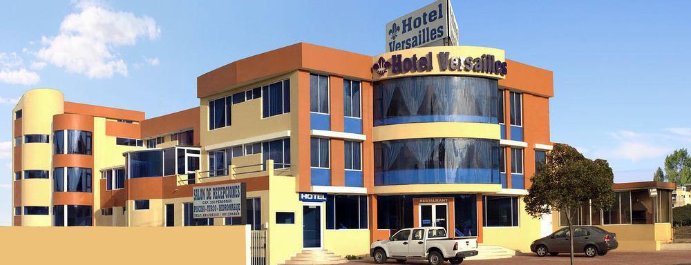 Hotel Versailles Ambato Bagian luar foto