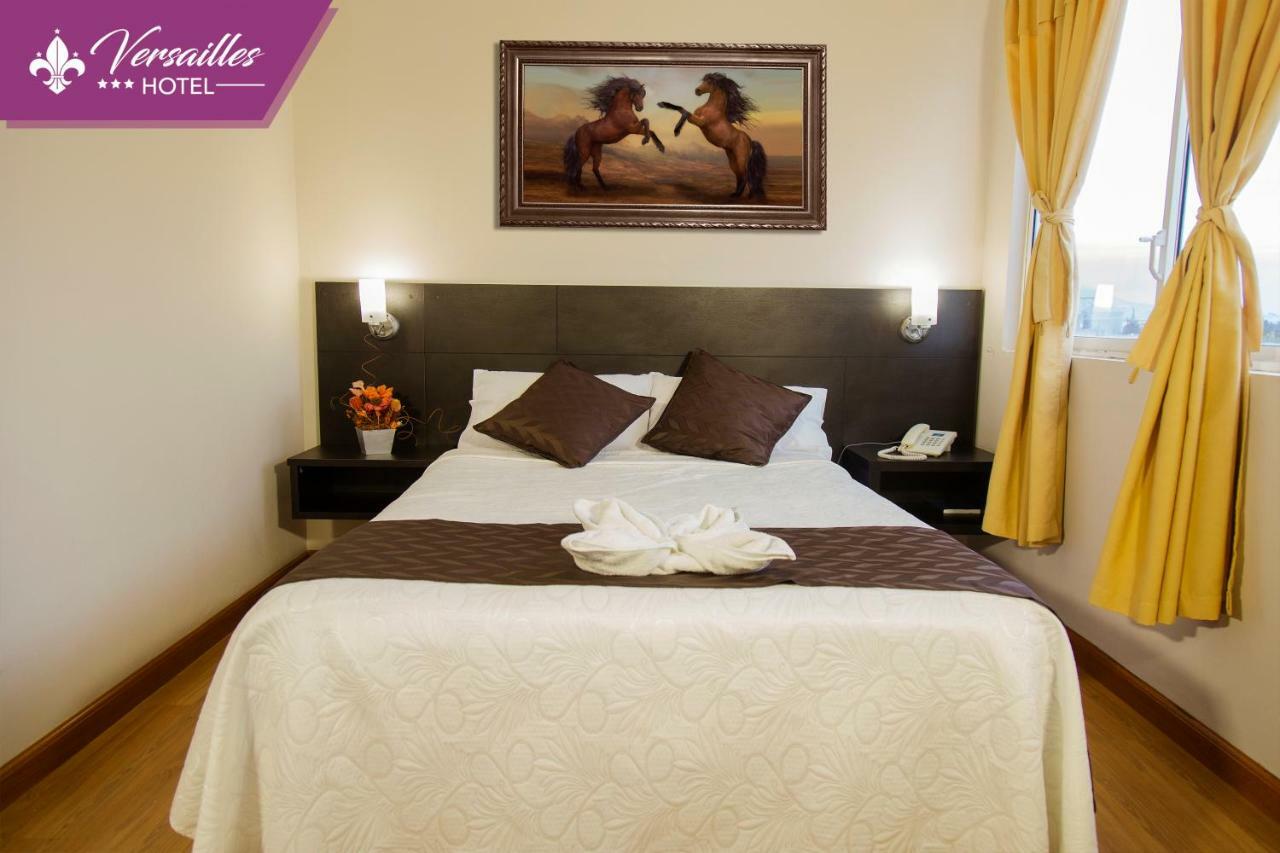Hotel Versailles Ambato Bagian luar foto